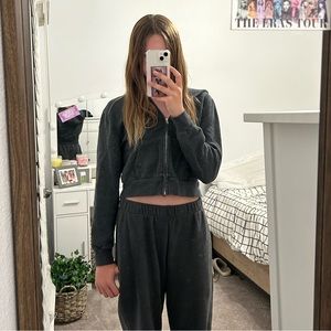 brandy melville cropped jacket!!